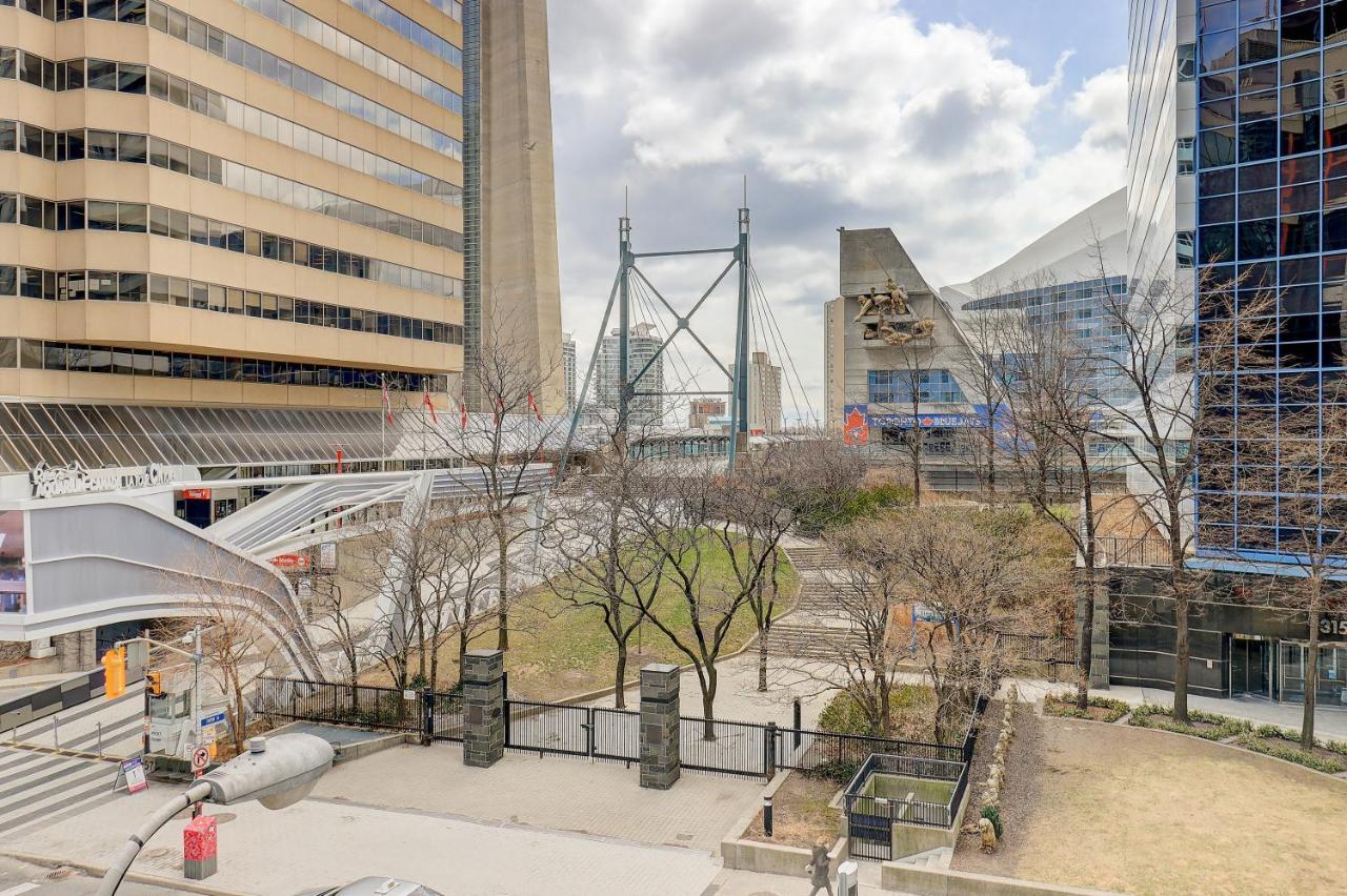 Planurstay Brillant 2Br & 2Bth - 300 Front Street West Τορόντο Εξωτερικό φωτογραφία